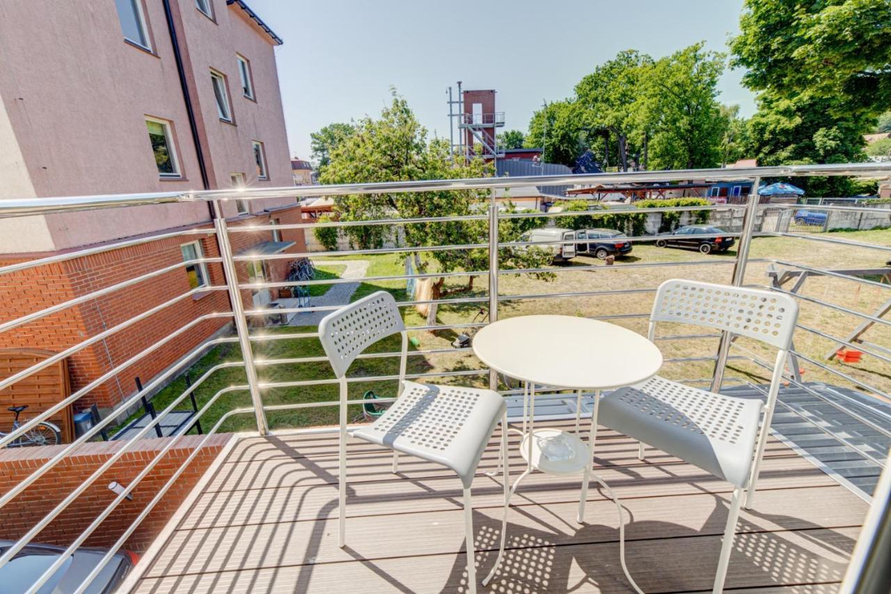Pod Winogronem - Apartamenty Z Basenem I Wyzywieniem Pobierowo Exterior foto
