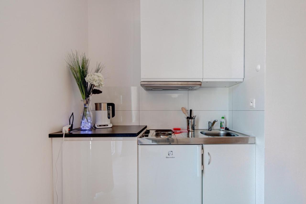 Pod Winogronem - Apartamenty Z Basenem I Wyzywieniem Pobierowo Exterior foto