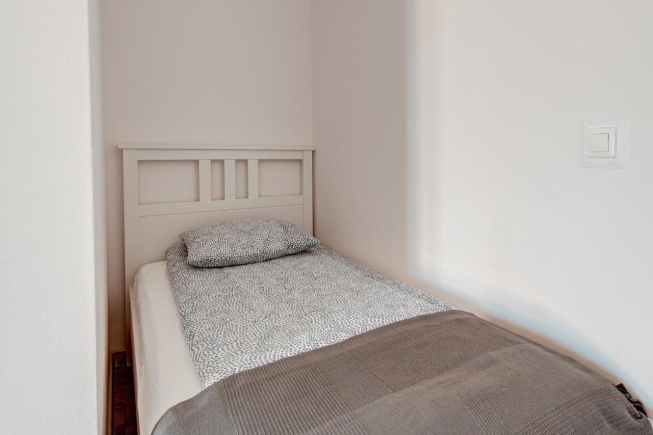 Pod Winogronem - Apartamenty Z Basenem I Wyzywieniem Pobierowo Exterior foto