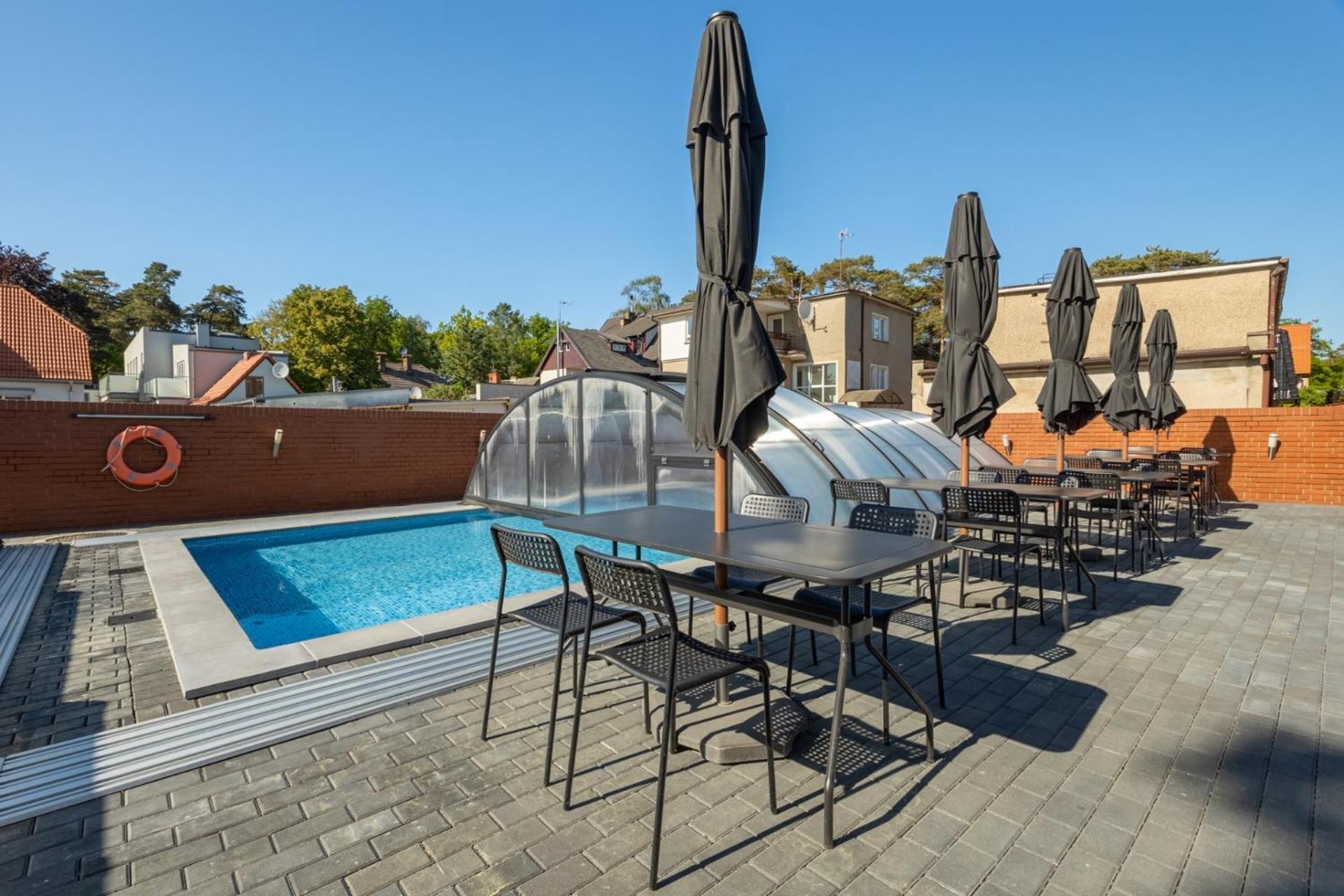 Pod Winogronem - Apartamenty Z Basenem I Wyzywieniem Pobierowo Exterior foto